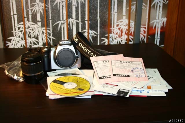 [分享]益本比高的台相機 canon 300D