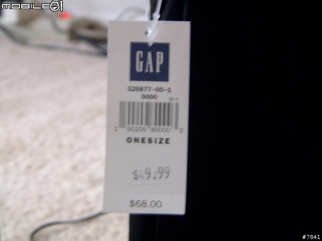 昨天剛入手的GAP電腦背包