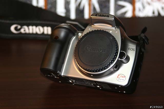 [分享]益本比高的台相機 canon 300D