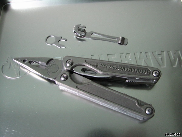 心血來潮後出現的 Leatherman Charge XTi 工具鉗