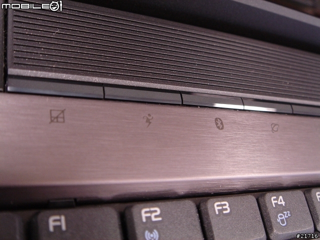 [極美分享]ASUS V6J雙核心處理器NB