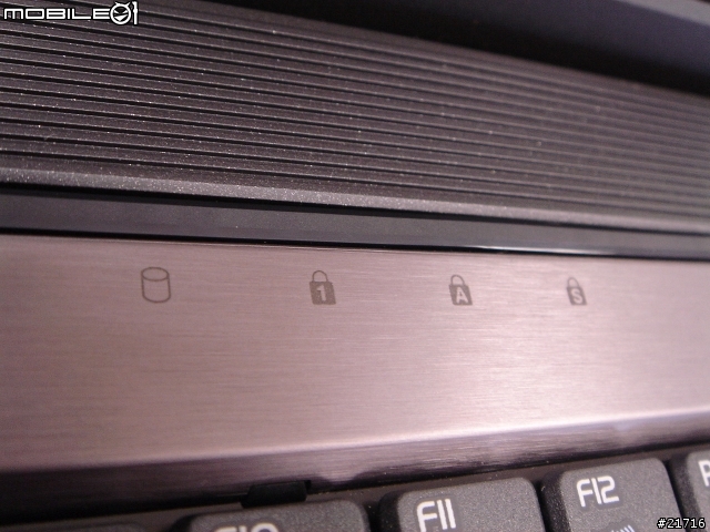 [極美分享]ASUS V6J雙核心處理器NB