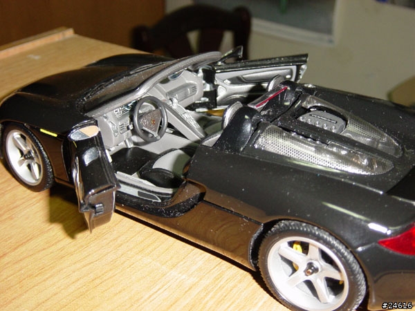 1/18金屬模型遙控車介紹