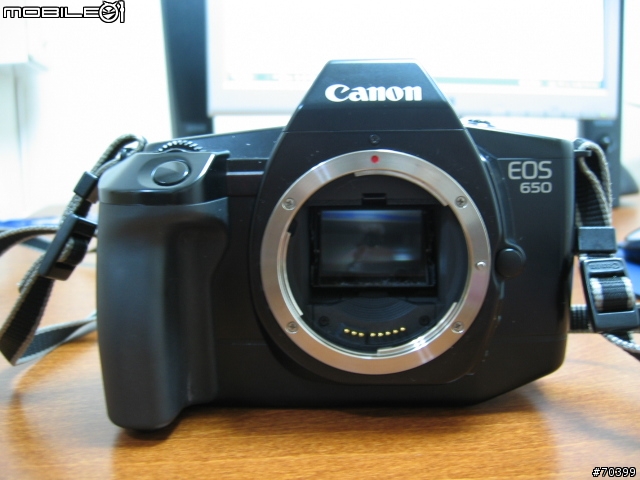[請益]老爸的舊相機(CANON EOS 650)的鏡頭發霉了,要整理嗎???