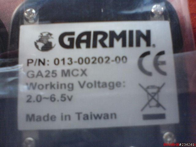 Garmin C320 原廠附的外接天線要如何判斷是 GA25 或 GA27C ?