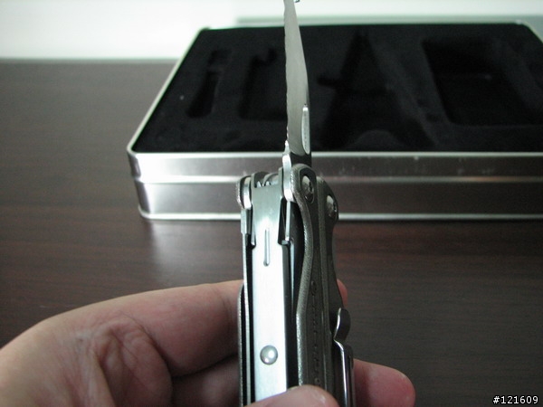 心血來潮後出現的 Leatherman Charge XTi 工具鉗