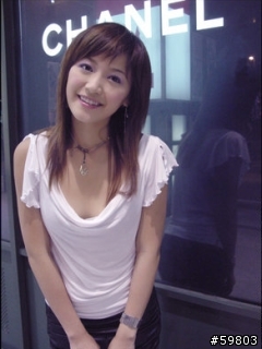 『桌布』超甜美女主播→【王怡仁】..我也來貼..!!