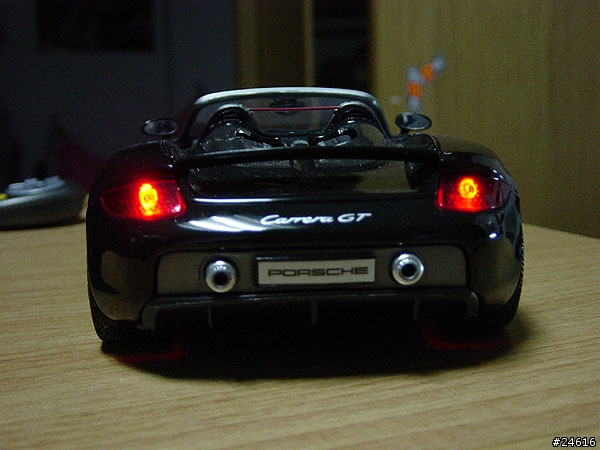 1/18金屬模型遙控車介紹