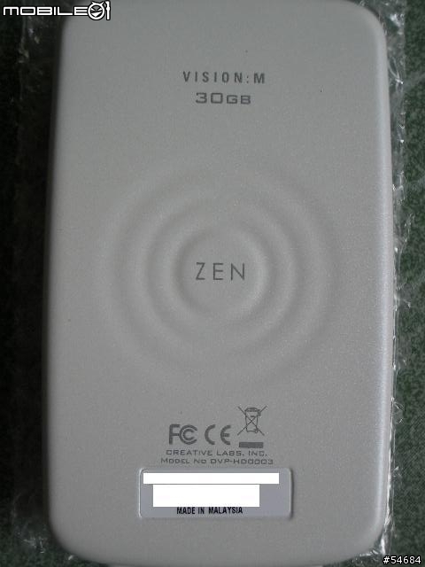 [分享]Zen Vision:M 30GB (酷黑) 開盒實況(2/15補幾張矽膠套 (果凍套)圖)