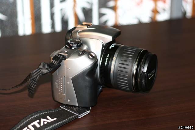 [分享]益本比高的台相機 canon 300D