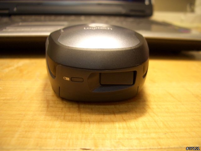 [分享] 最新的 Logitech V400 與 它的V家兩兄弟