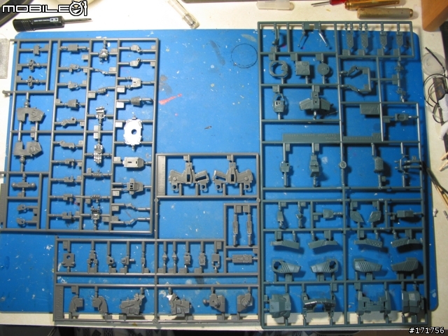 [高難度的逸品!?] 第五彈 1/100 電腦戰機 TEMJIN 747j [SHADOW] 限定版 模型製作
