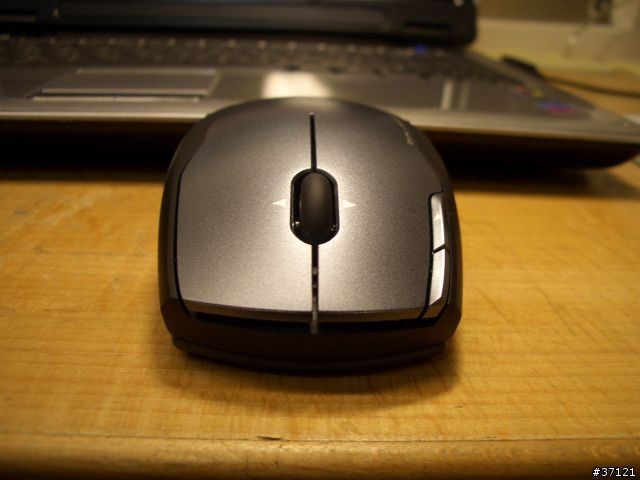 [分享] 最新的 Logitech V400 與 它的V家兩兄弟