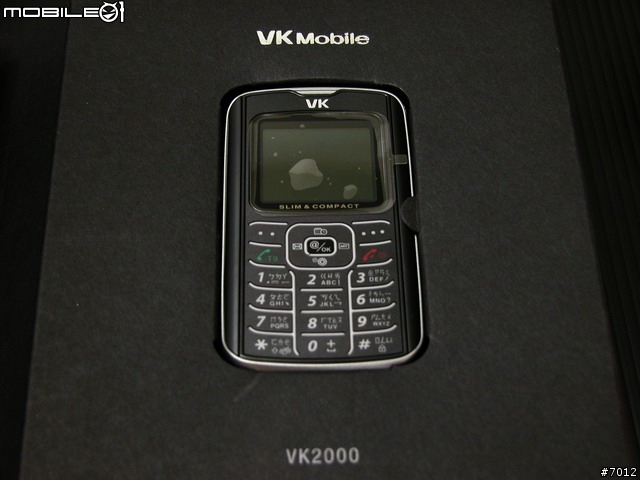 [分享]輕,薄手機之極致表現----VK2000