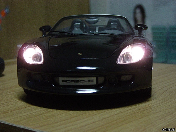 1/18金屬模型遙控車介紹