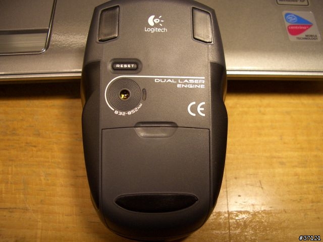 [分享] 最新的 Logitech V400 與 它的V家兩兄弟