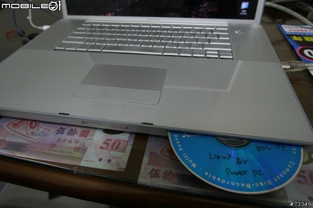 [經驗分享] Linux on PowerBook G4 17''   （圖出沒注意~）