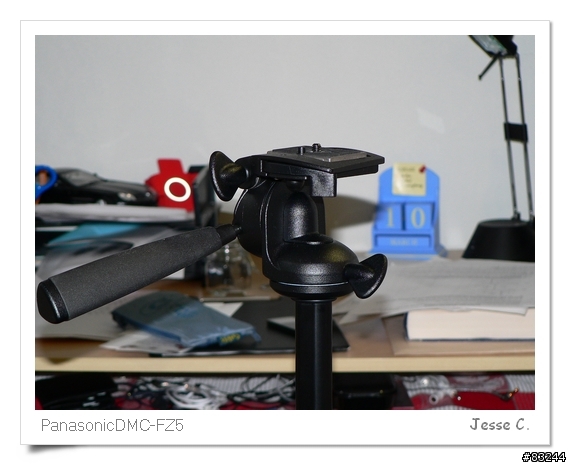 [分享] Manfrotto 728B 腳架
