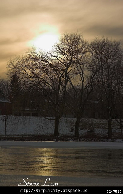 日落冰湖 - Sunset upon a Frozen Pond