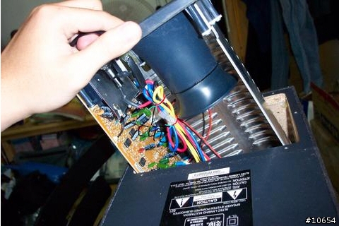 [轉貼] ALTEC LANSINC 621 多媒體喇叭升級