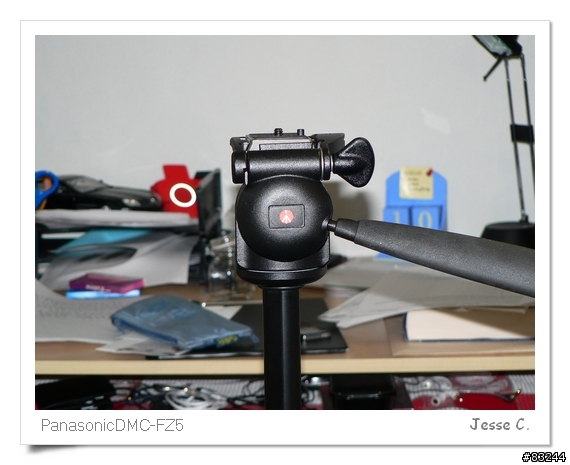 [分享] Manfrotto 728B 腳架