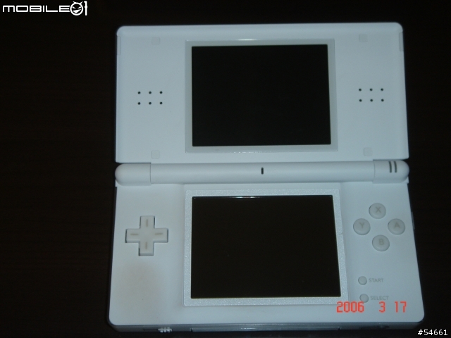 [NDS]超美質感！任天堂NDS Lite白色機入手勸敗！