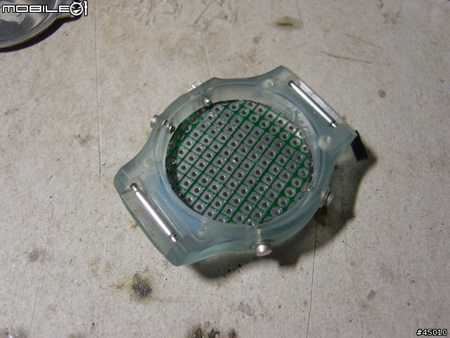 [分享]阿笠博士的發明 手錶型手電筒