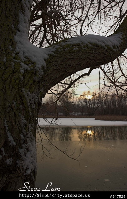 日落冰湖 - Sunset upon a Frozen Pond