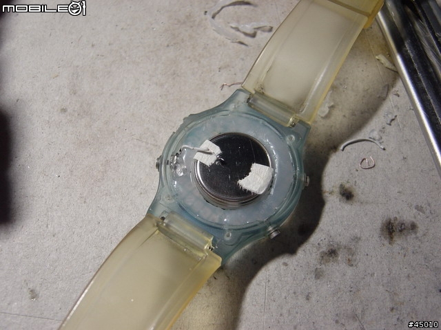 [分享]阿笠博士的發明 手錶型手電筒