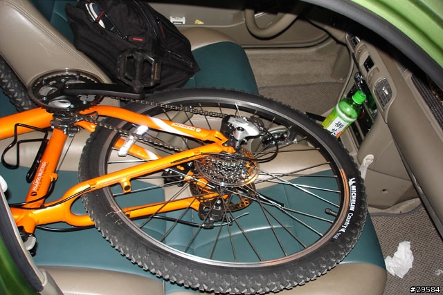 叫我第一名 之 MARCH 也能這樣載腳踏車 = ="