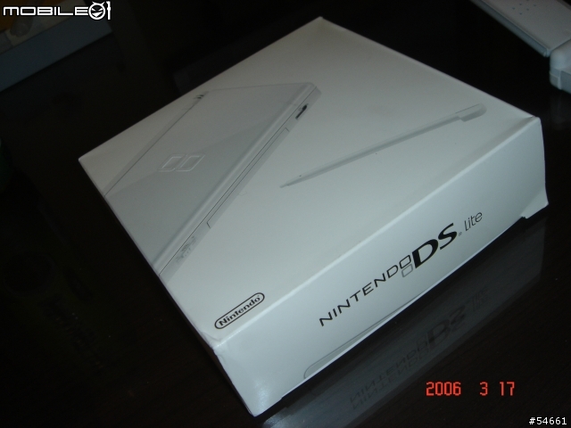 [NDS]超美質感！任天堂NDS Lite白色機入手勸敗！