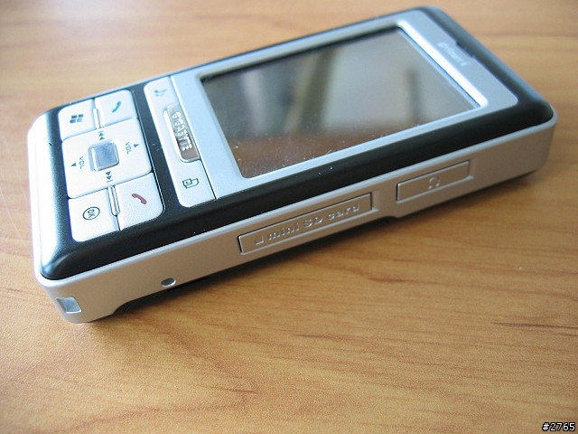 GIGABYTE 第二代 gSmart i Pocket PC Phone 介紹