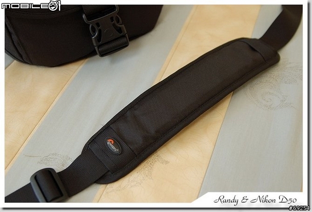 [勸敗]新款 Lowepro Stealth Reporter D200 AW 攝影記者包 (圖多)...
