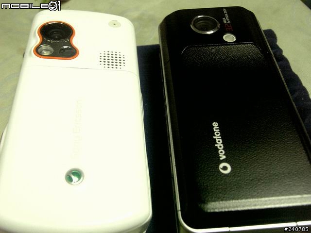 [分享]903 vs. w900i =.=不好看的寫真