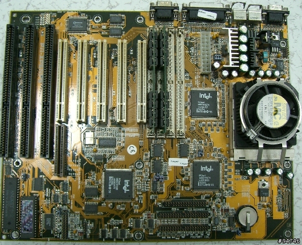 Pentium主機板 這能算逸品?不是大家都有嗎? 先看下去吧.. :p