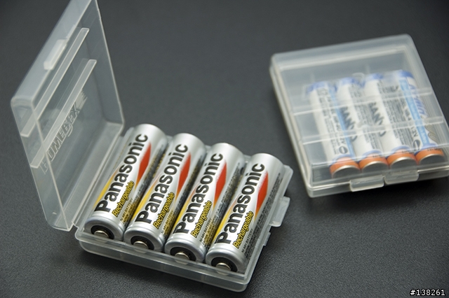 你有比我快嗎？2500mAh Ni-MH只需15分鐘！（索尼 BCG-34HUE)
