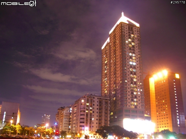 [軟體]Photomatix 一套好用的黑卡軟體！