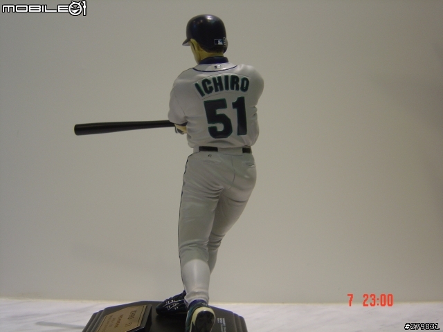 [分享] 鈴木一郎 (Ichiro Suzuki)的一些相關逸品......:)~~~
