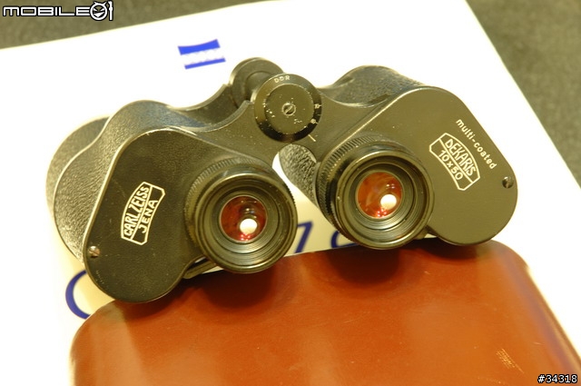 [分享]德意經典~Carl Zeiss Jena DEKARIS 10X50