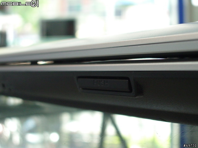 [分享]ASUS A8J (中價位的napa機種)