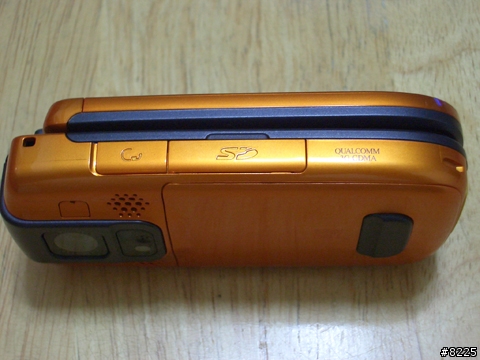 [分享] Toshiba V903T 橙黑色 ~實機寫真~