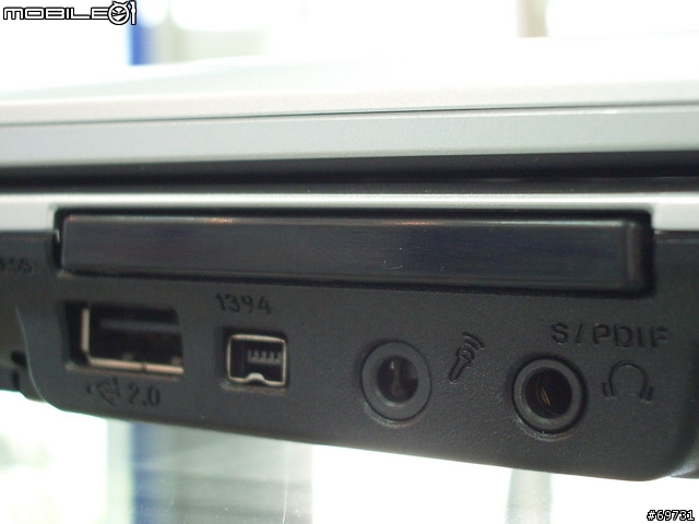 [分享]ASUS A8J (中價位的napa機種)