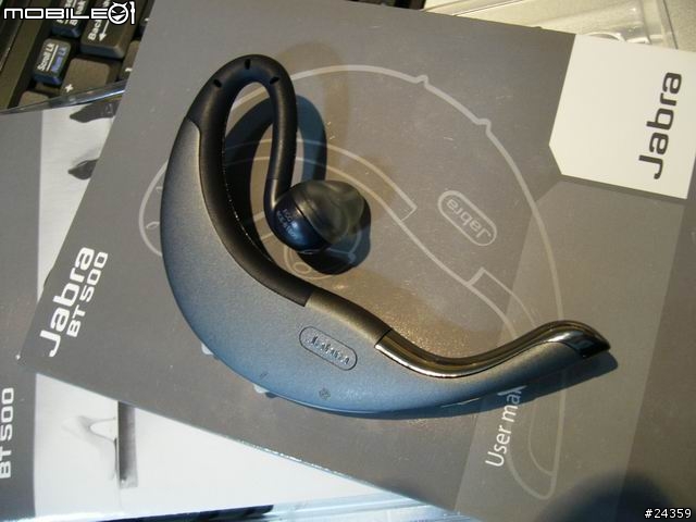 Jabra BT 500 附耳掛圖啦...想買的人可以參考一下.