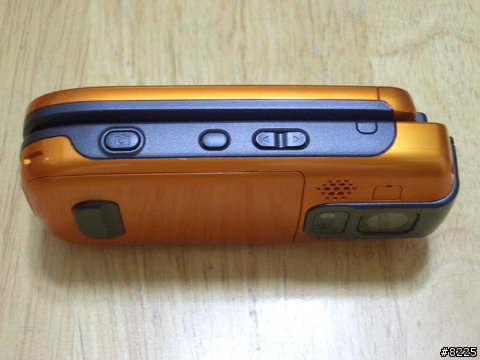 [分享] Toshiba V903T 橙黑色 ~實機寫真~