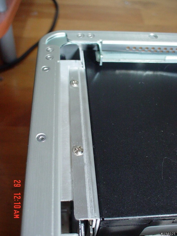 [分享]聯力PC-V880,HTPC機殼,新人亂照.