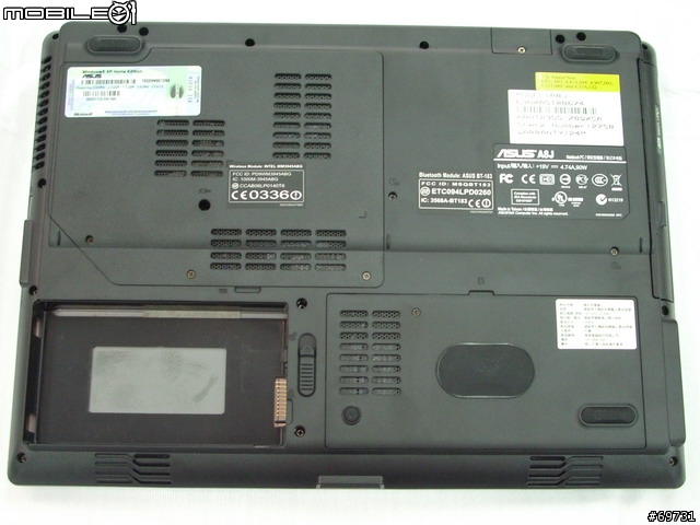 [分享]ASUS A8J (中價位的napa機種)