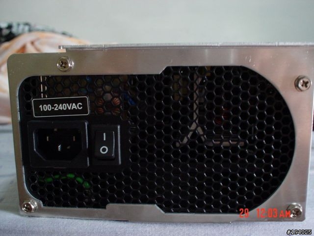 [分享]聯力PC-V880,HTPC機殼,新人亂照.