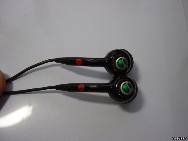 小弟的第一支SonyEricsson手機 [W810i]