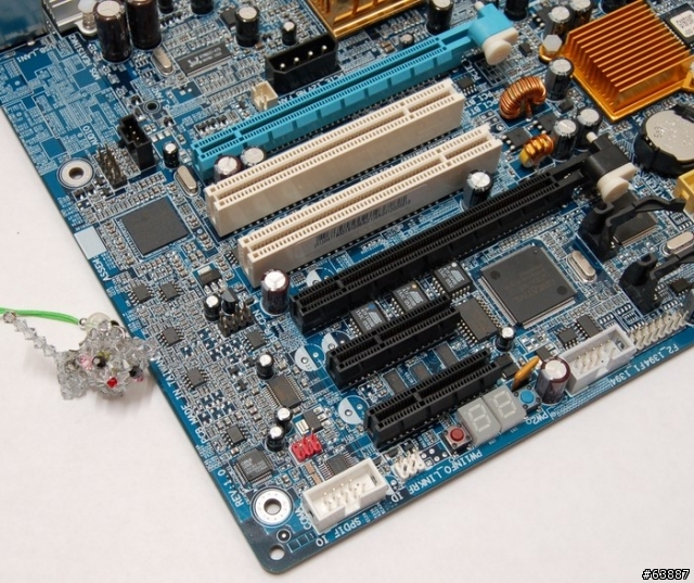 最超值Intel 975X主機板-技嘉GA-G1975X-C搶先測!!!