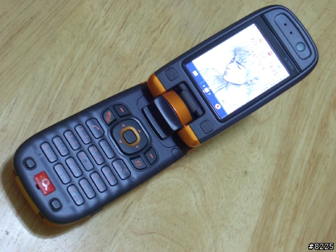 [分享] Toshiba V903T 橙黑色 ~實機寫真~